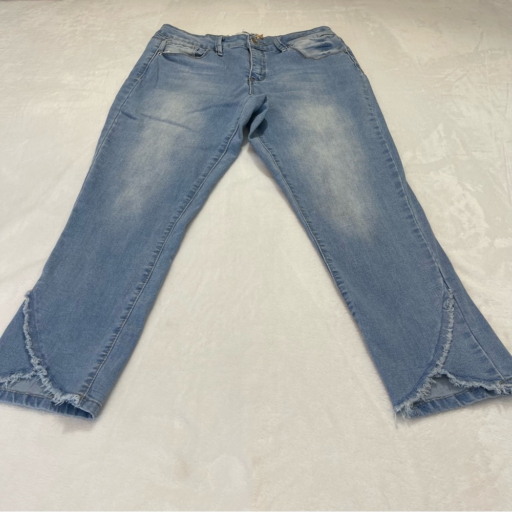 ROYALTY FOR ME WOMENS JEANS SIZE 10 MID RISE